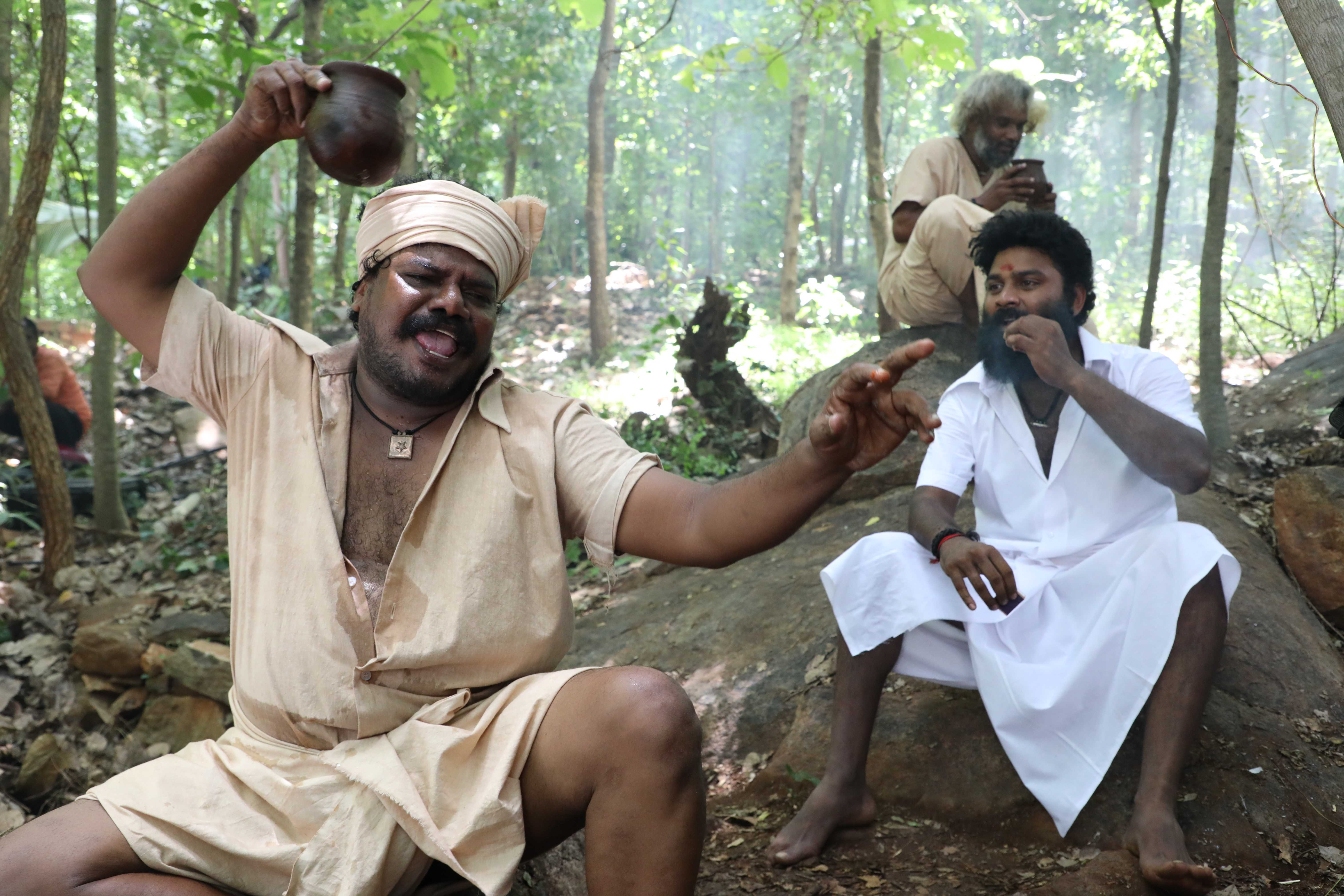 Arikomban cast and crew — film production still